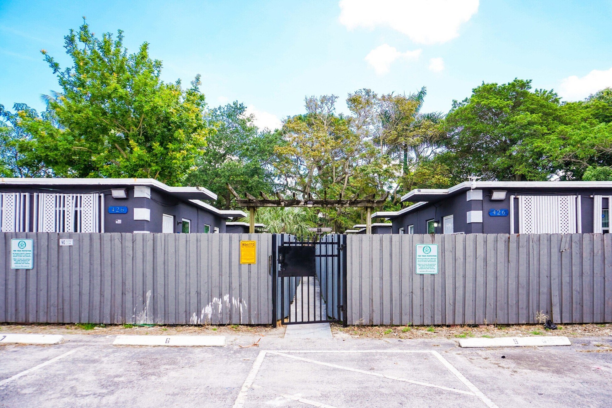 Fort Lauderdale 8-Unit Multifamily