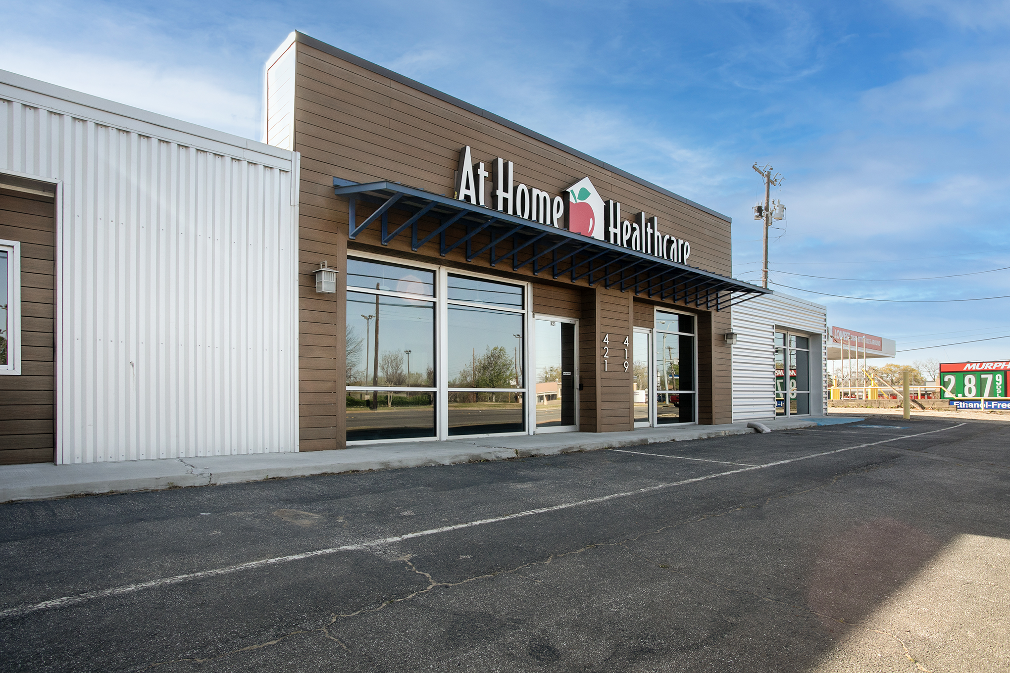 Vacant Multi-Suite Corner Retail Asset with OZ Incentives & Dual Frontage